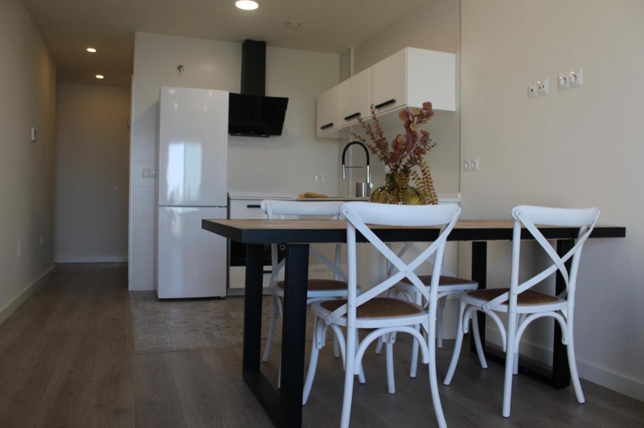 Apartamento En La Playa Malaga Бенахарафе Экстерьер фото